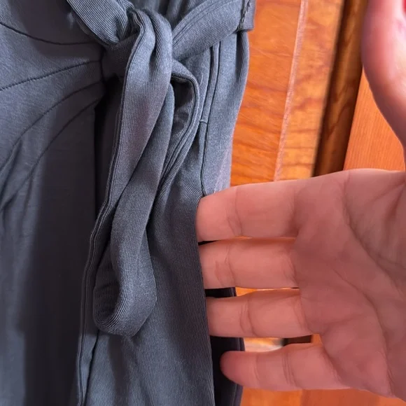 NWT QUINCE tencel maternity &nursing wrap dress. Dark Olive - multiple sizes - Picture 4 of 8